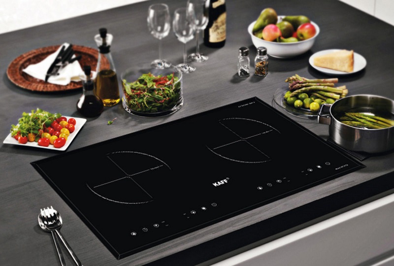 Thay kính bếp từ Hóc Môn