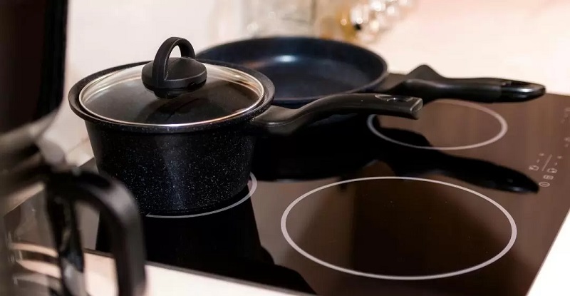 Thay kính bếp từ Thủ Đức